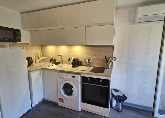 Apartamento 2 Pieces Avec Parking A - Fr-1-780-93