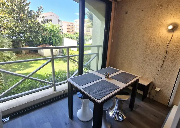 Apartamento 2 Pieces Avec Parking A - Fr-1-780-93 *